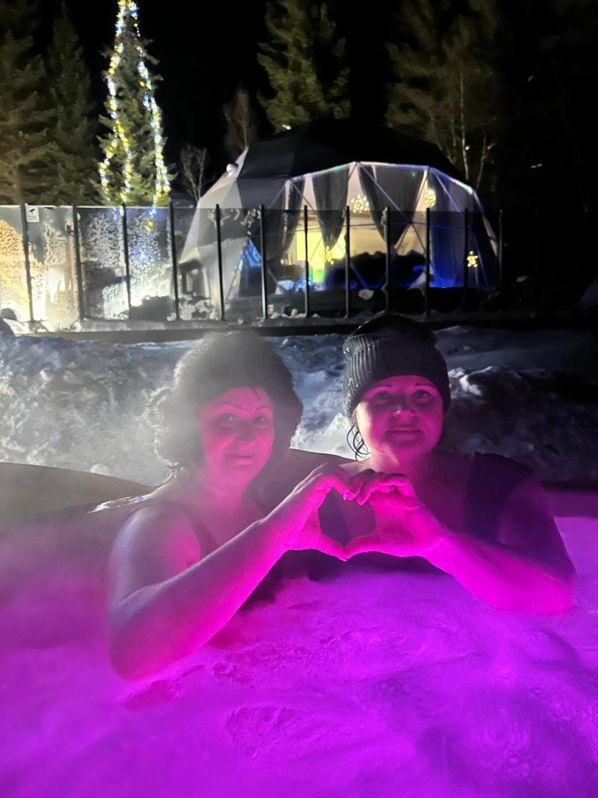 Готель Evenes Artic Glamping Evenesmarkja Екстер'єр фото